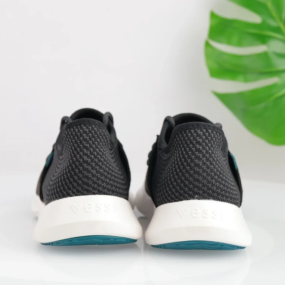 Vessi Womens Everyday Classic Sneaker Size 9 Waterproof Black Knit Lace Up Shoes